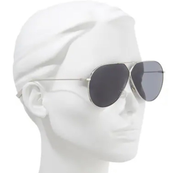 DIOR DIORSTELLAIRE3
J5G70 Silver/Smoke Unisex Aviator Sunglasses - Picture 6 of 7